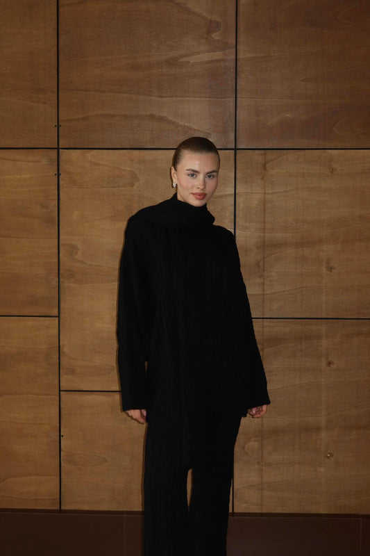 Cable Knit Oversize Sweater & Scarf Set