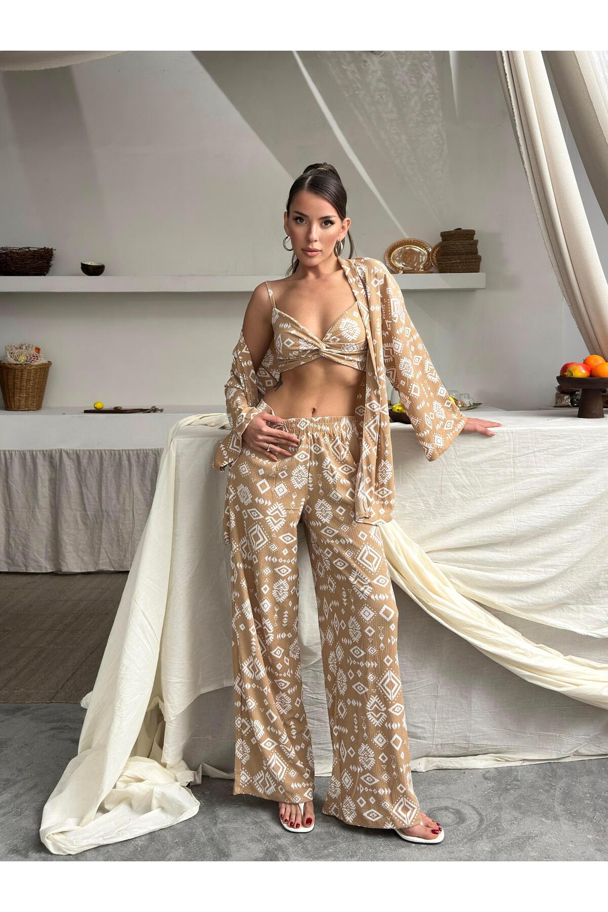 Crinkle Fabric Kimono Three-Piece Set