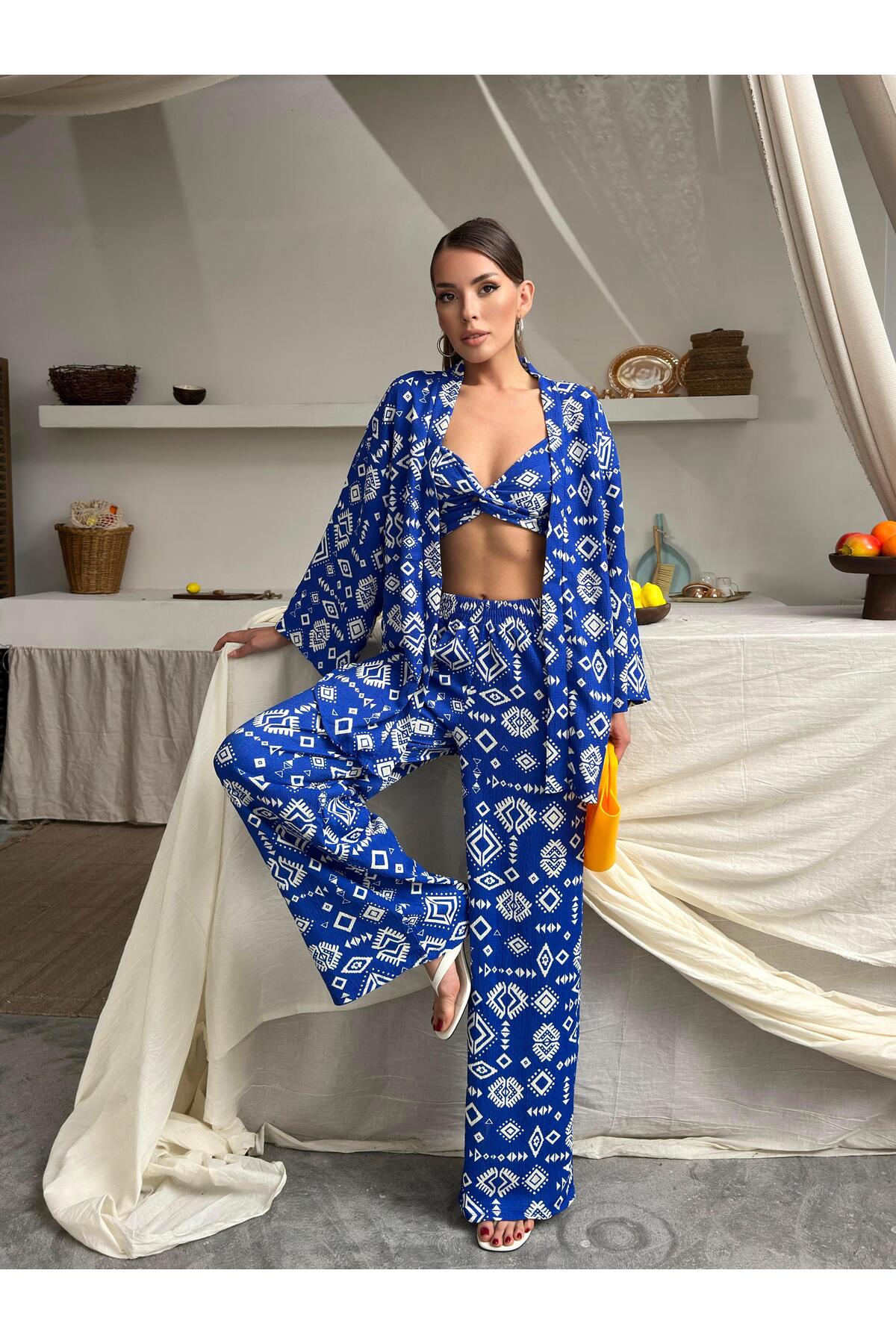 Crinkle Fabric Kimono Three-Piece Set