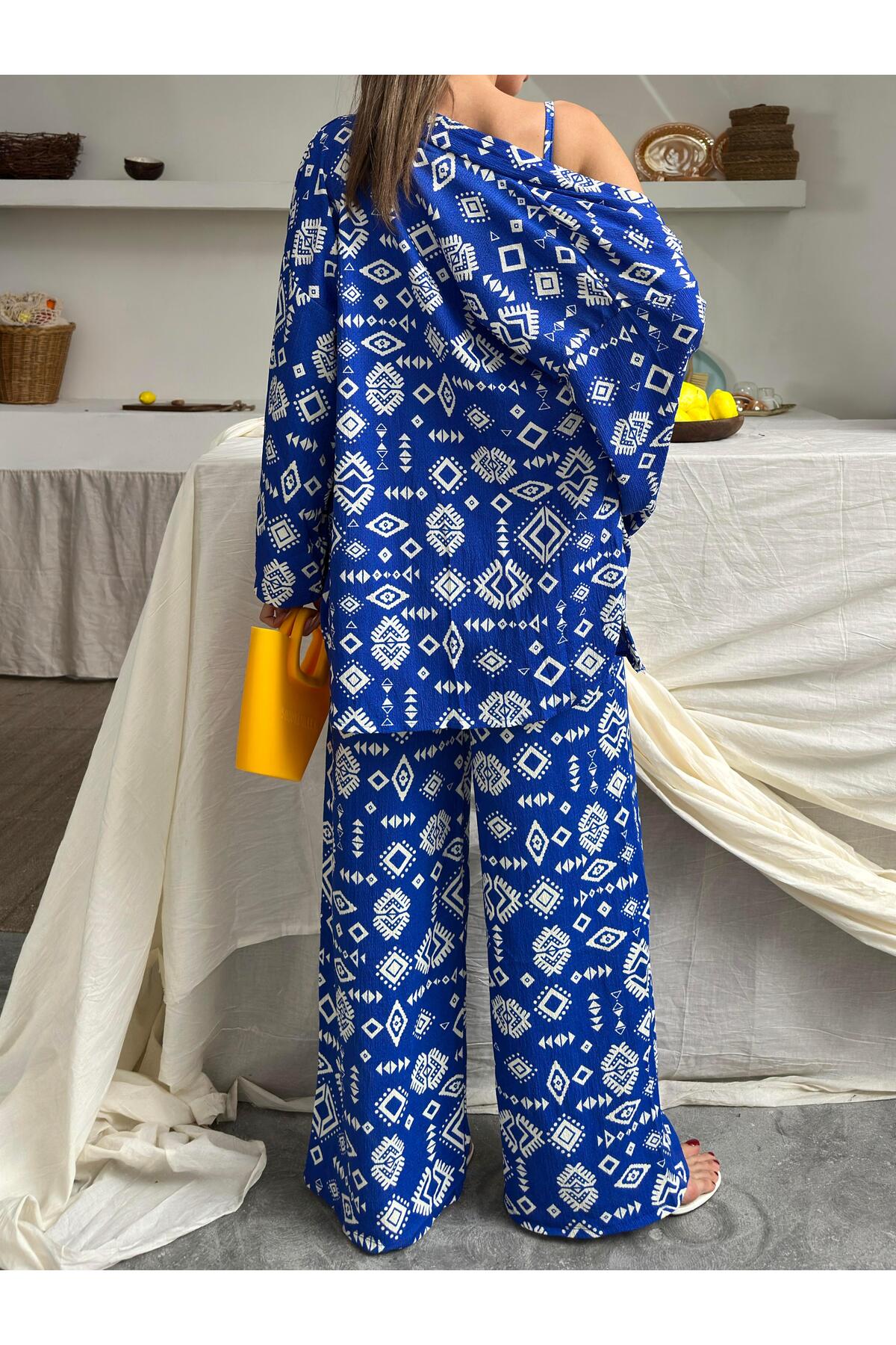 Crinkle Fabric Kimono Three-Piece Set