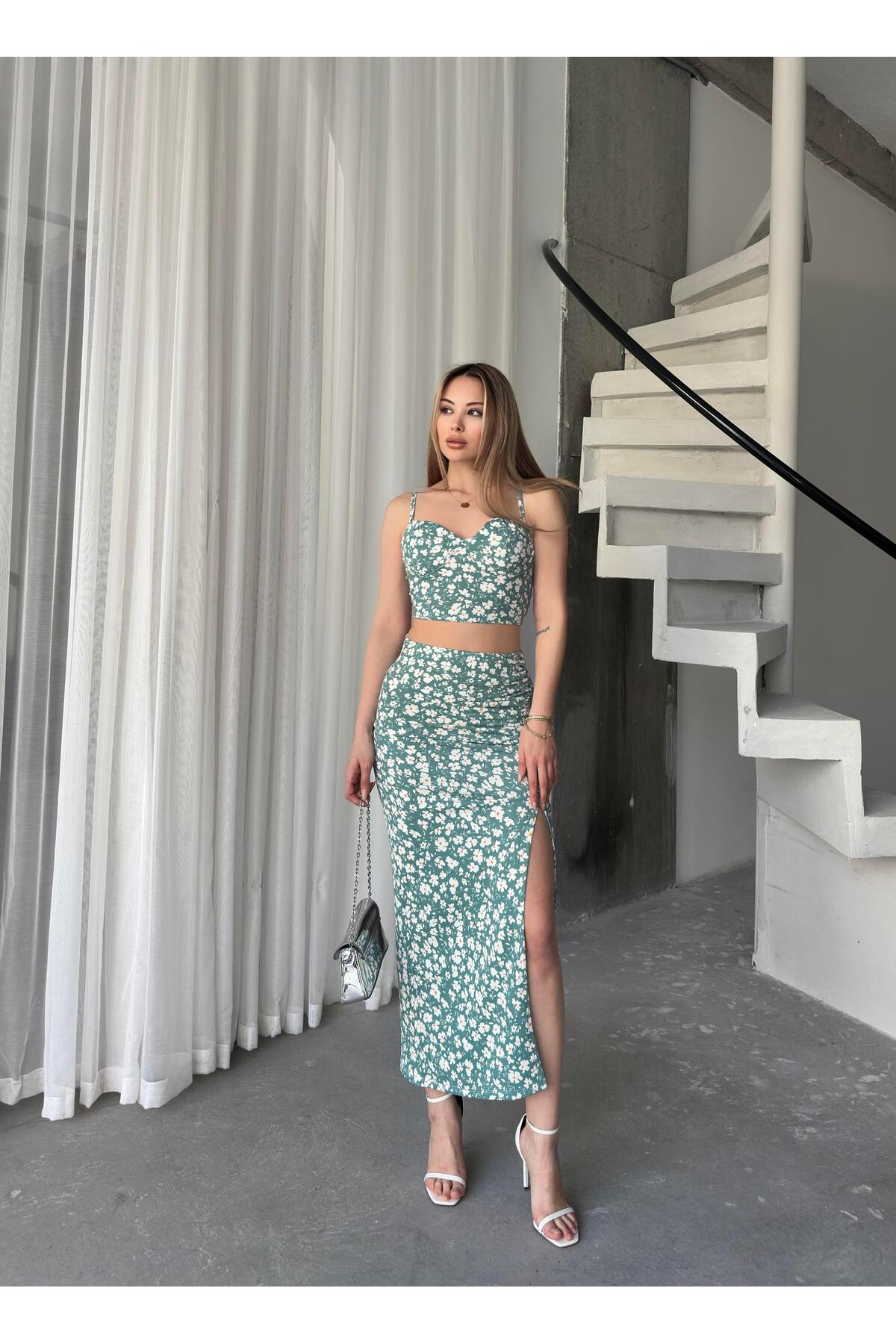 Green Floral Sweetheart Neck Crop & Split Midi Skirt Set