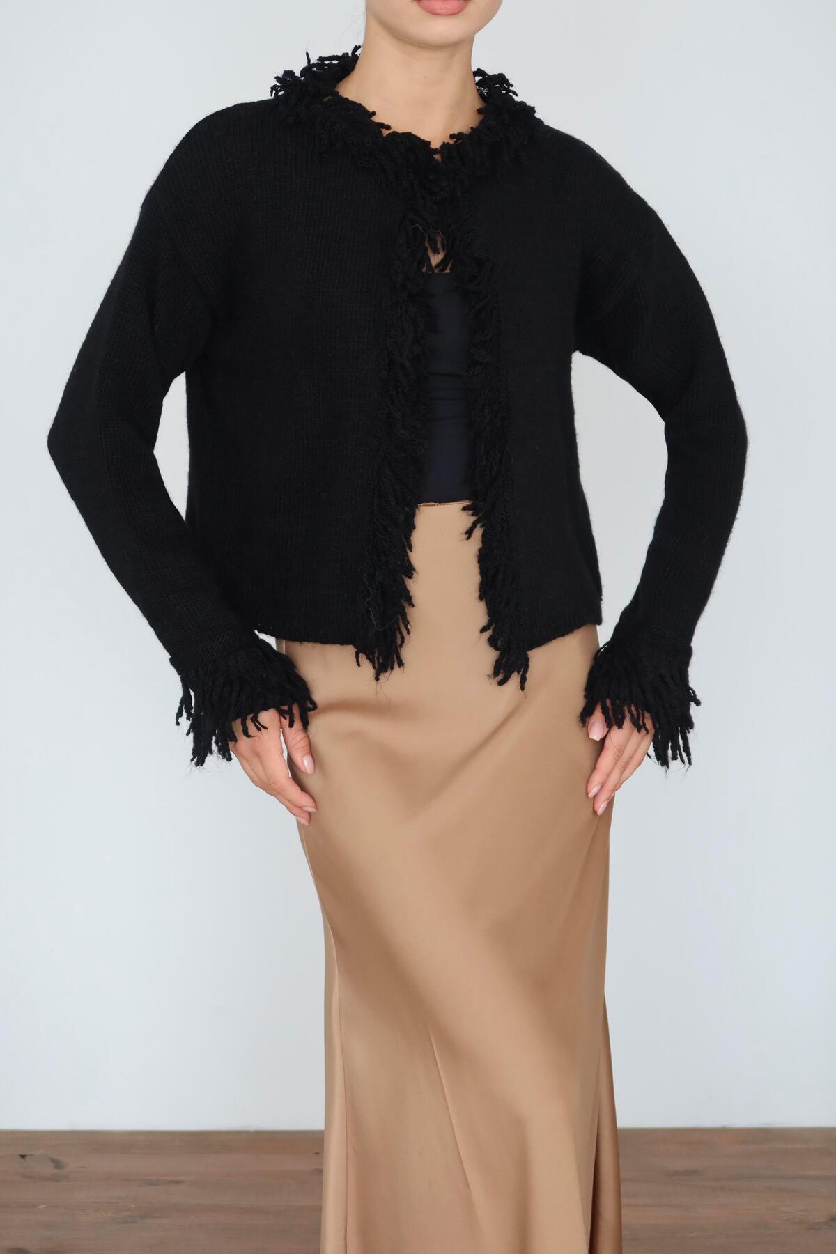 Fringe Detail Knit Cardigan