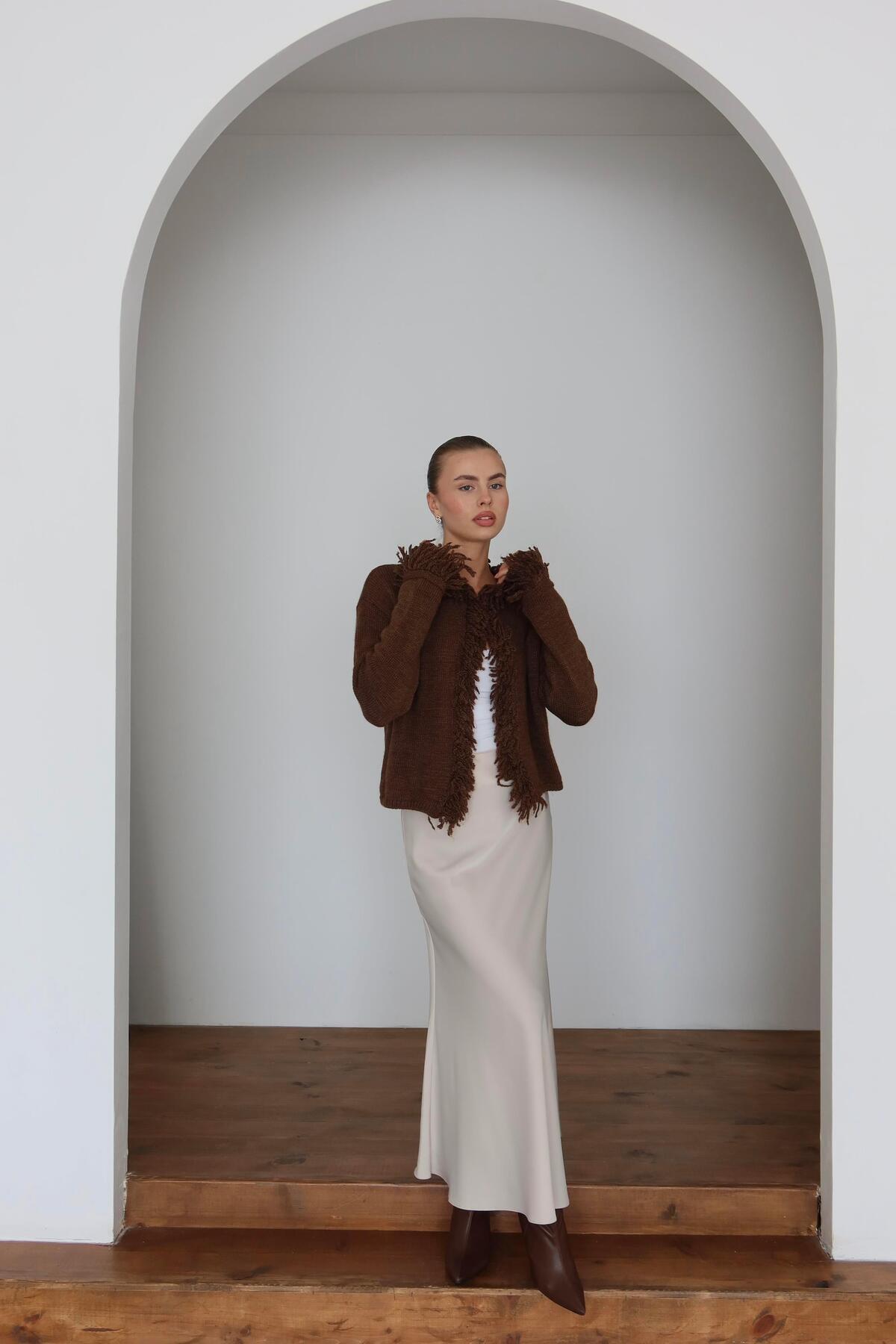 Fringe Detail Knit Cardigan