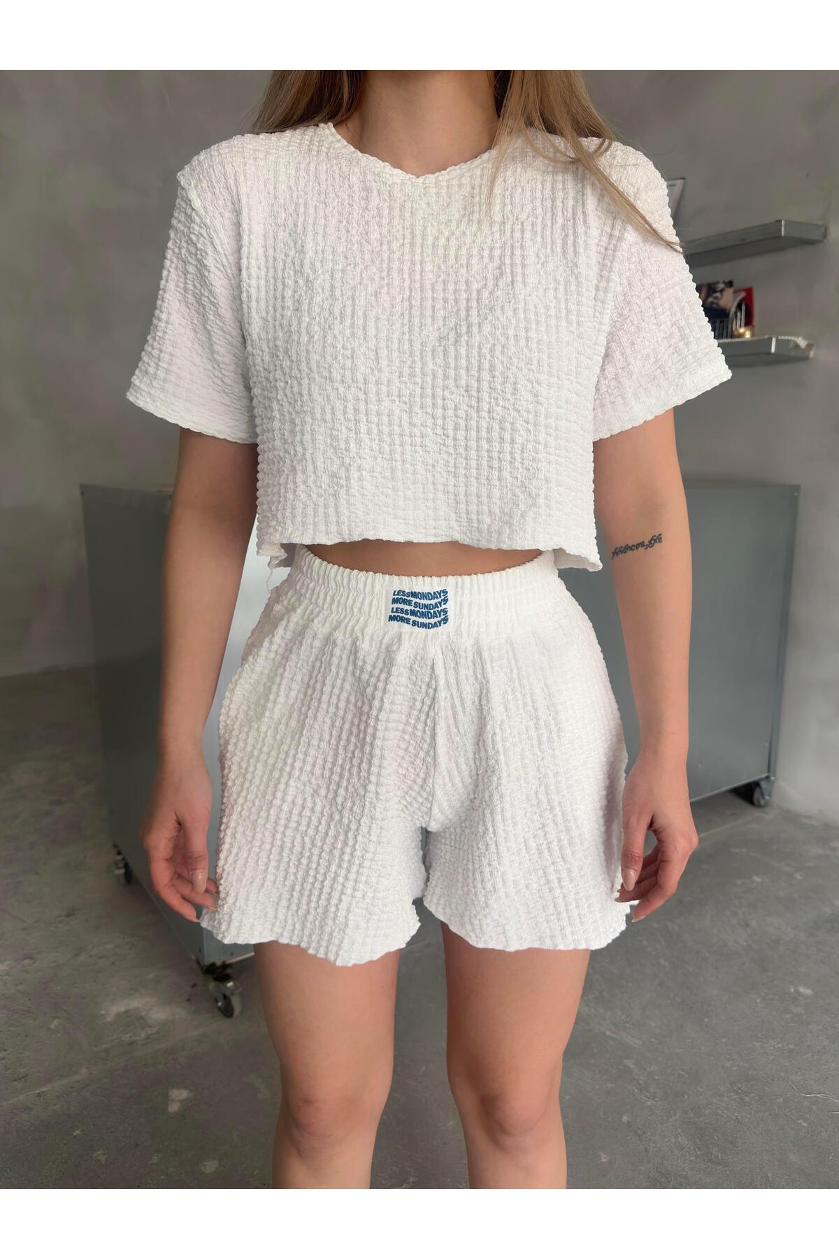 Relaxed Fit Textured Shorts Set