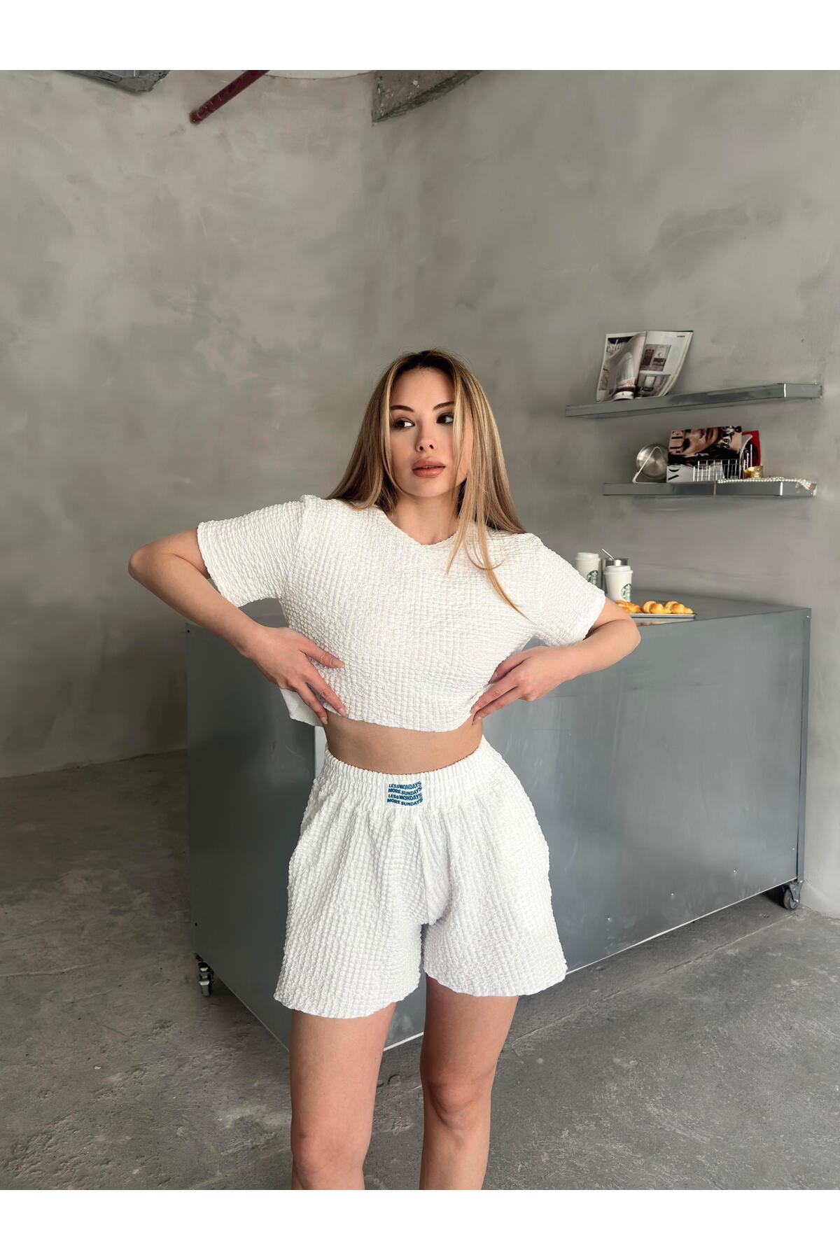 Relaxed Fit Textured Shorts Set