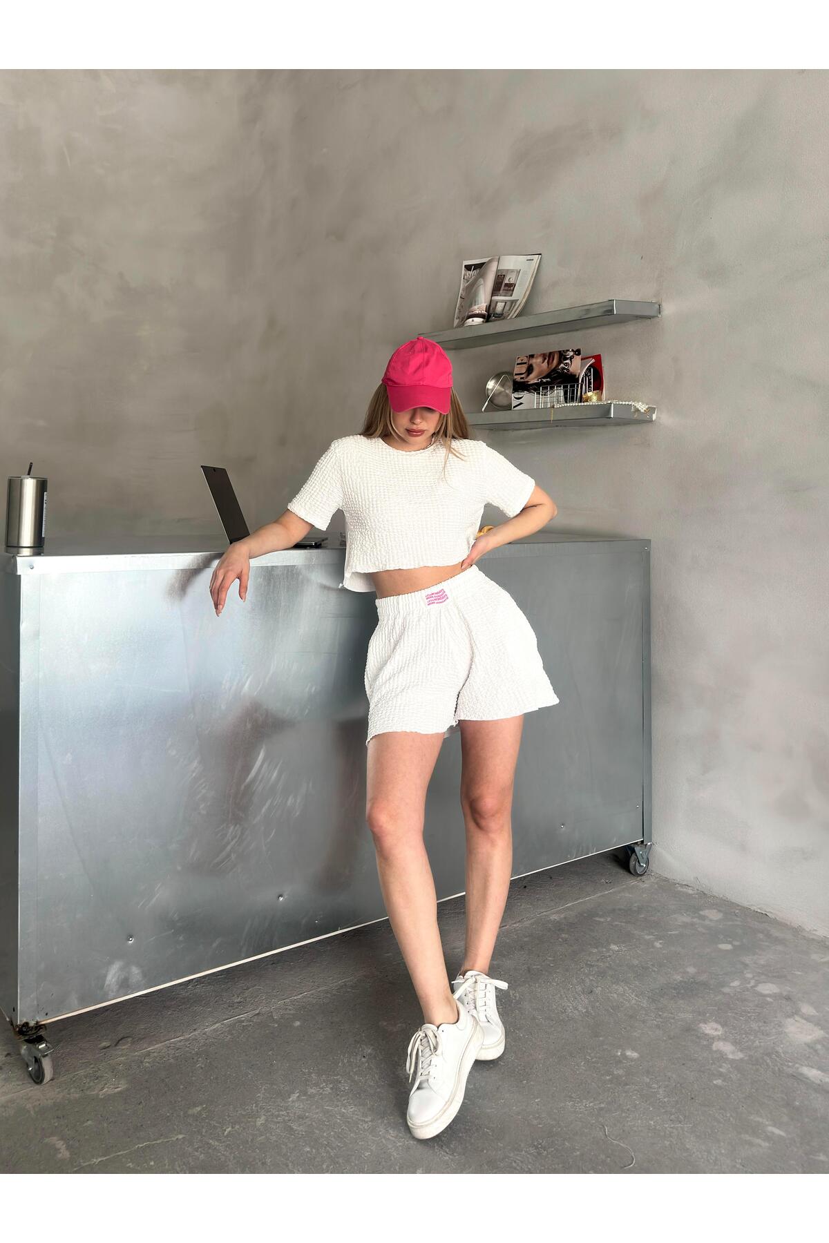 Relaxed Fit Textured Shorts Set