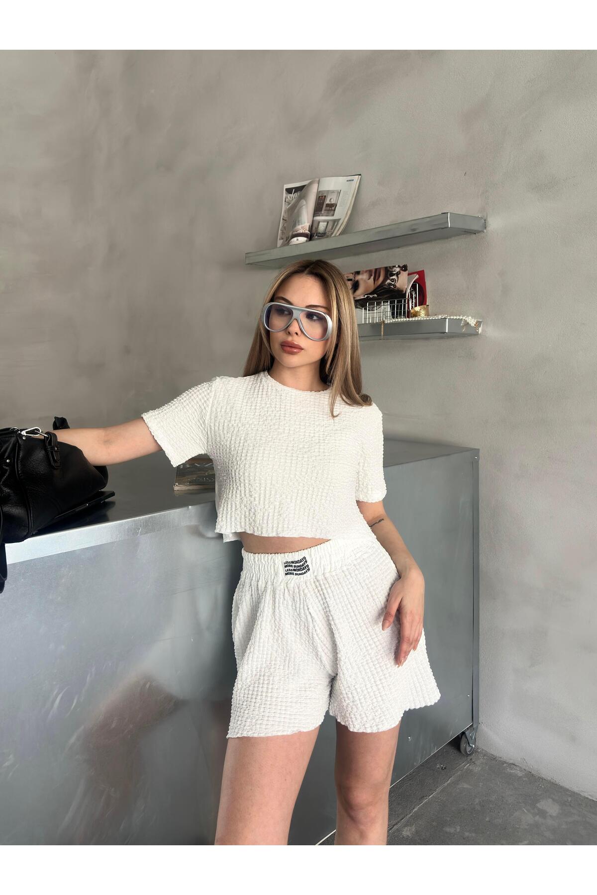 Relaxed Fit Textured Shorts Set