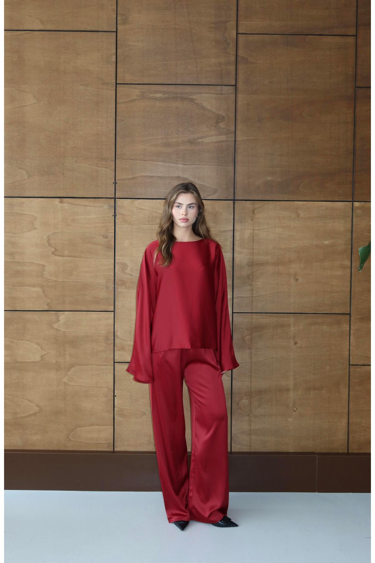 Relaxed Fit Satin Set