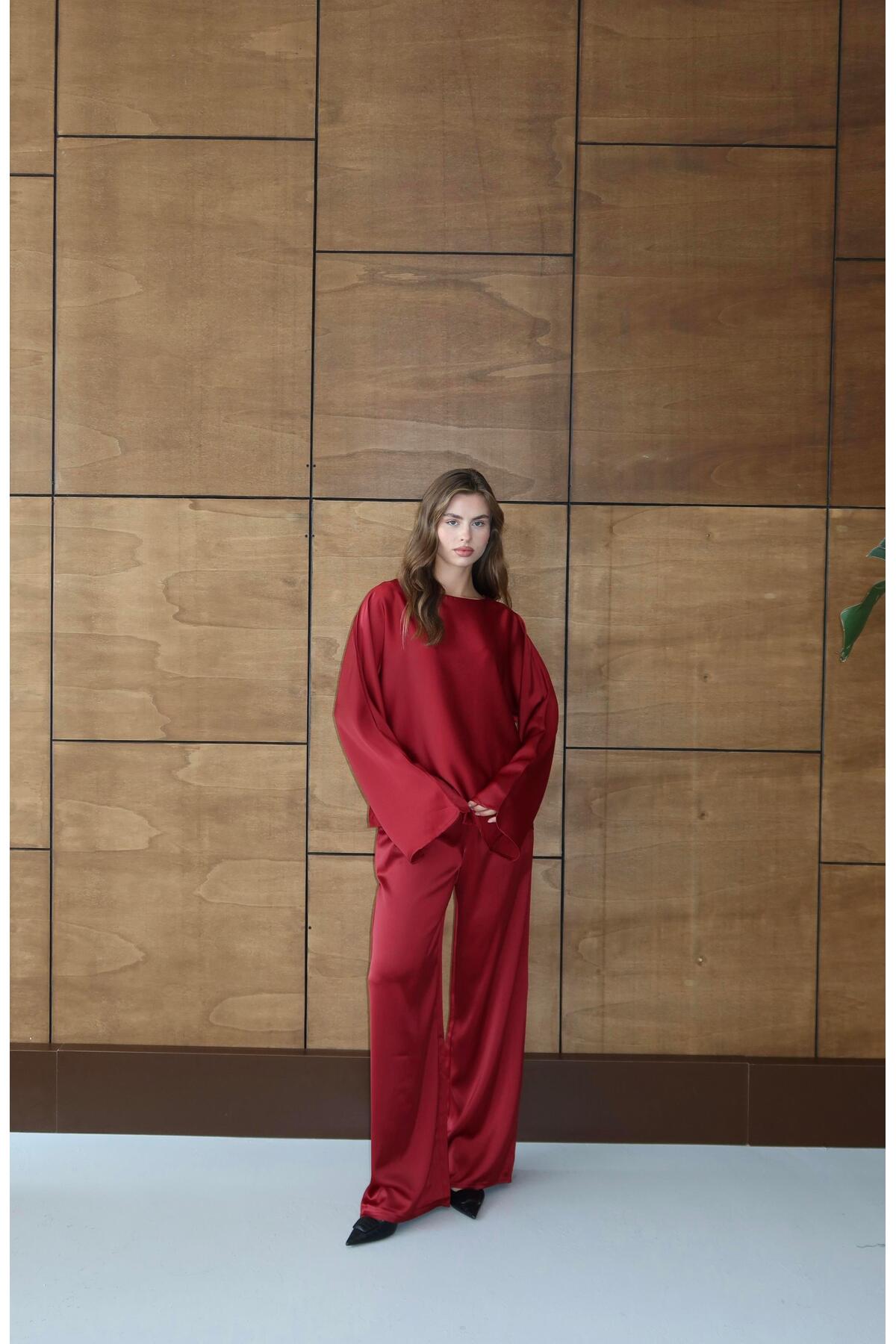 Relaxed Fit Satin Set